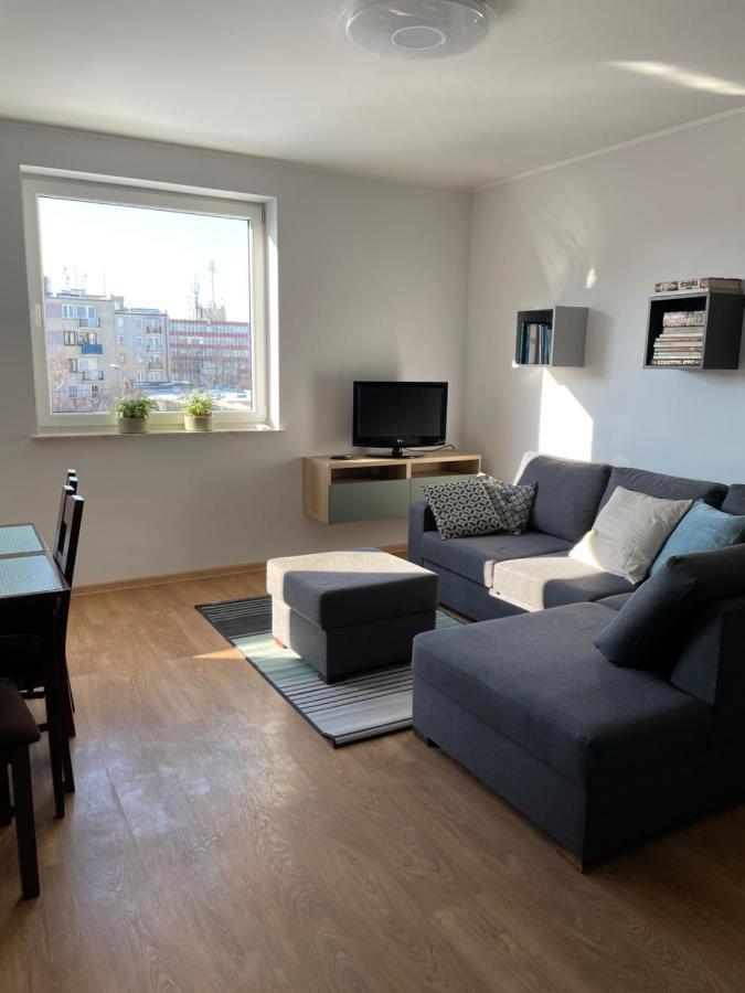 Komfortowe Studio 52 M2 W Centrum Grojca Grojec  Eksteriør bilde
